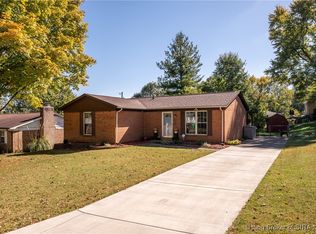 4020 Summer Pl, New Albany, IN