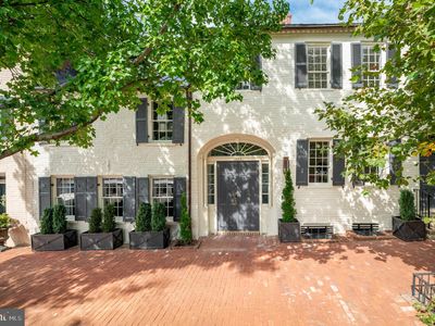 1524 33rd St NW, Washington, DC, 20007