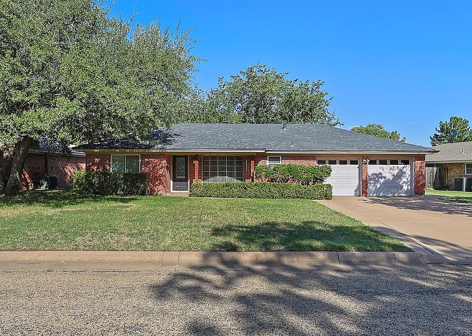 1st image of 3102 Ivanhoe Ln