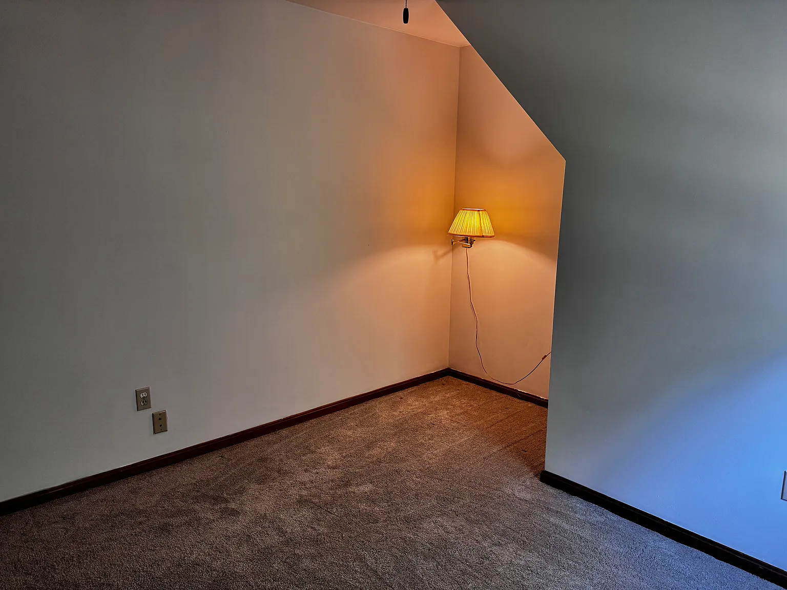 3 bed, 2298 sqft, $1,500 — Photo 4