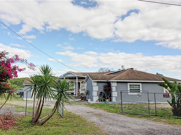 2nd image of 4305 Garden Ln