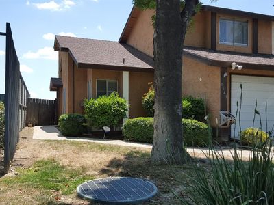 1043 E Ferguson Ave, Visalia, CA, 93292