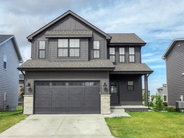 1502 NE Savana Dr, Grimes, IA 50111
