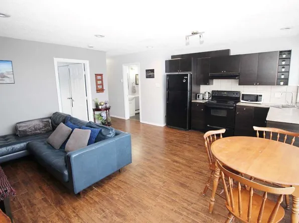 1612 S 14th Ave SW #402, Calgary, AB T3C 0W5