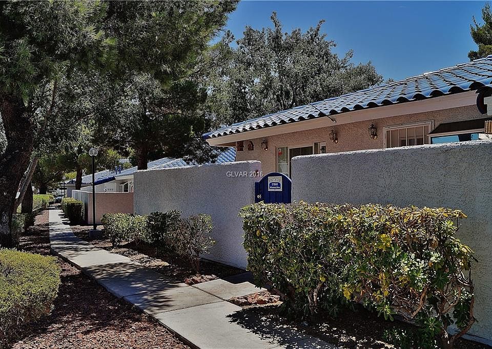 1st image of 2136 Willowbury Dr Unit B