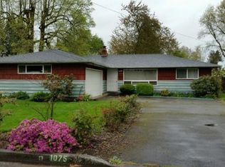 1075 Maple Dr, Eugene, OR 97404