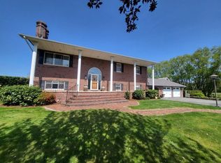 990 Main St, Acushnet, MA 02743