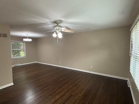 4th image of 10206 W 89th Ter