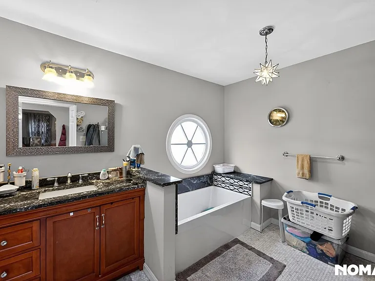13648 Spinning Wheel Dr — Photo 30