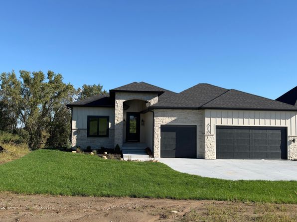 518 Courtyard Ct