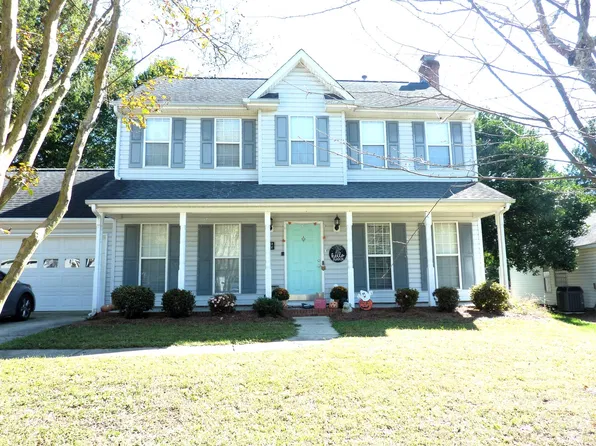 3716 Winterberry Ct NW, Concord, NC 28027