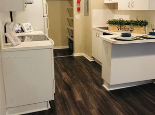 3211 Sabal Palm Mnr APT 102, Hollywood, FL 33024