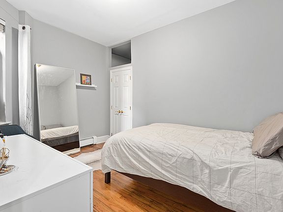 5th image of 69 S Oxford St APT 2D