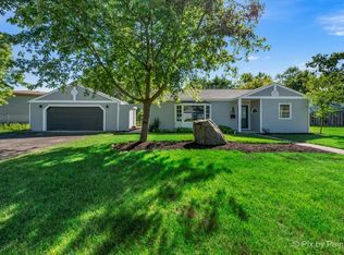 106 S Chicago Ave, Mundelein, IL 60060