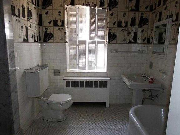 2nd fl bath