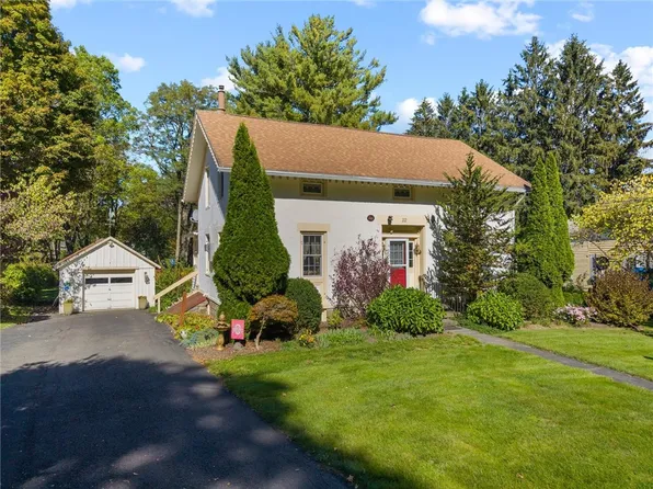 22 McLallen St, Trumansburg, NY 14886