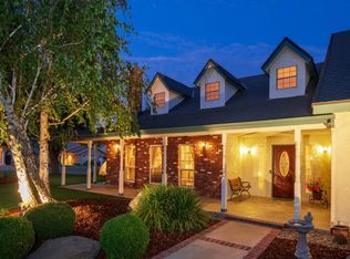 1210 Lyon Ave, Sanger, CA 93657