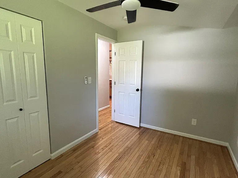 299 Flynn Dr — Photo 9