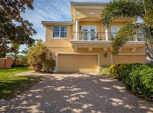 100 Banyan Bay Dr, Saint Petersburg, FL 33705
