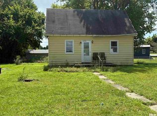 980 W Locust St, Canton, IL 61520