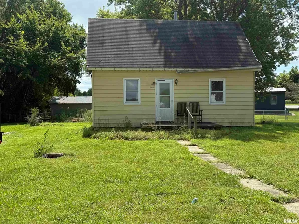 980 W Locust St, Canton, IL 61520