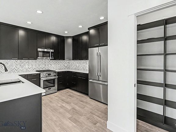 5th image of 2213 Hauser Blvd