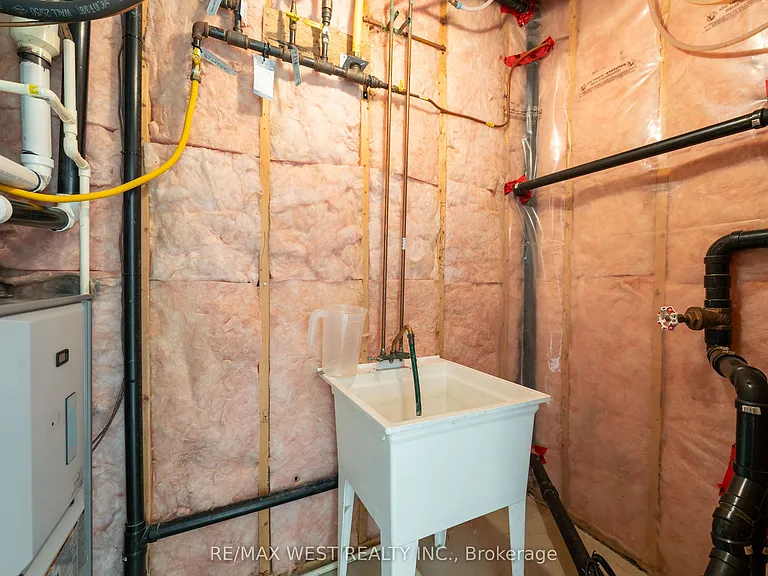 114 Brown St #3 — Photo 30