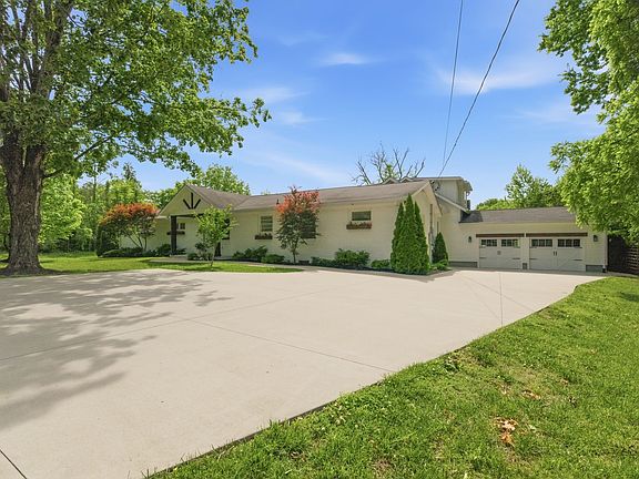 4th image of 1225 Davidson Rd