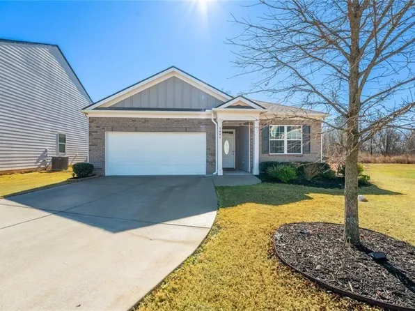 5480 Barberry Ave, Oakwood, GA 30566