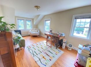 29 Edgar Ct, Huntington, NY 11743