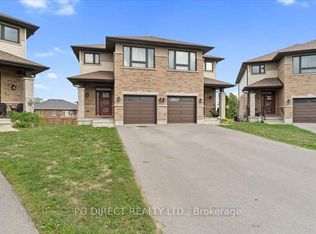 8 Ledgerock Ct, Quinte West, ON K8R0A1