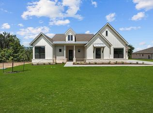 418 Rees Landing Rd, Spicewood, TX 78669