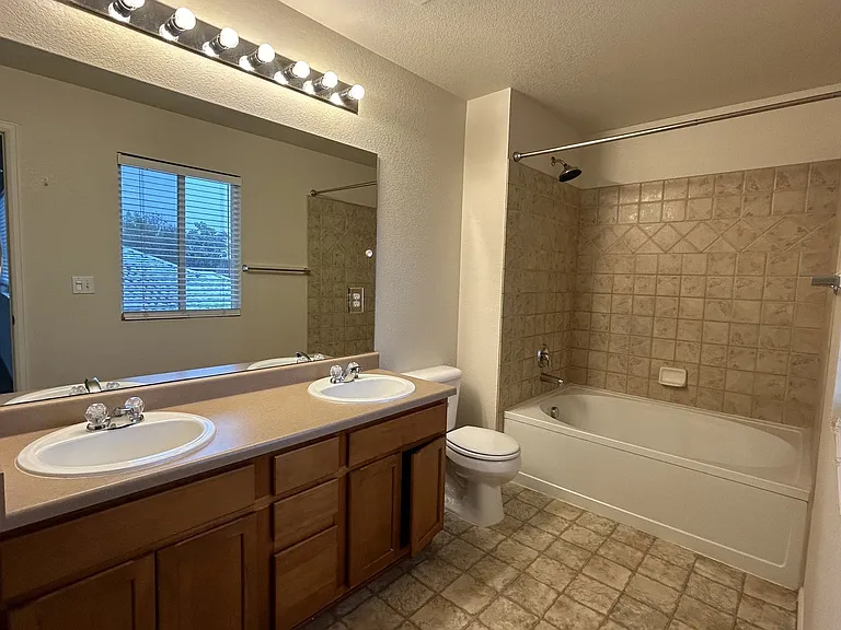 2145 Clipper Way — Photo 12