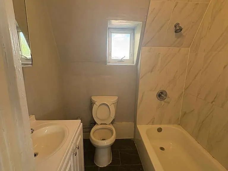 9 Kenmore Ave #3 — Photo 8