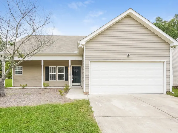 3712 Blue Blossom Dr, Raleigh, NC 27616