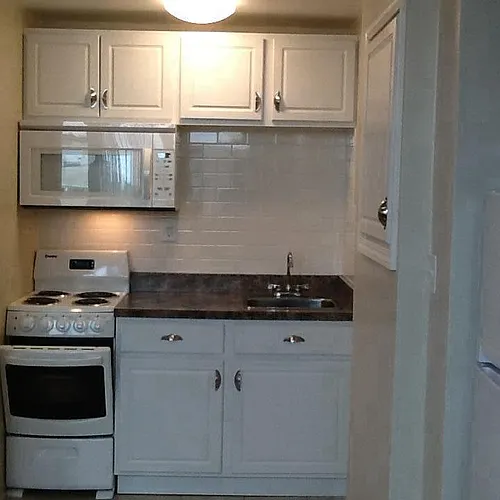 131 E 3rd St #604 Photo 1
