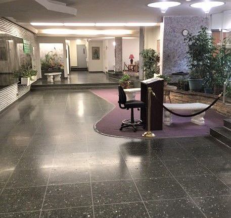 4th image of 16605 Highland Ave Ph 3