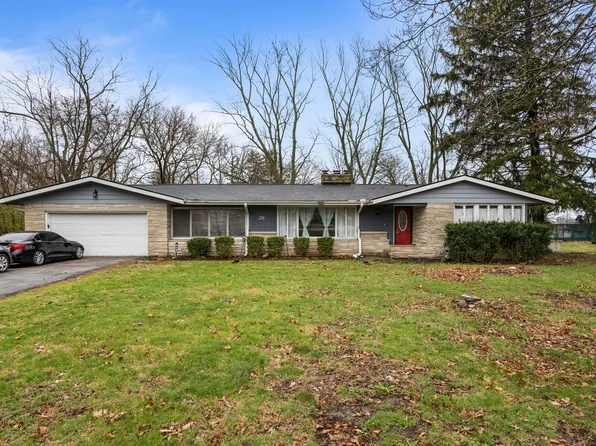 28 Lange Ave, Savoy, IL 61874