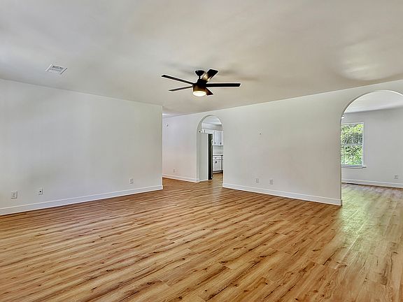 5th image of 161 Briar Ridge Rd NW
