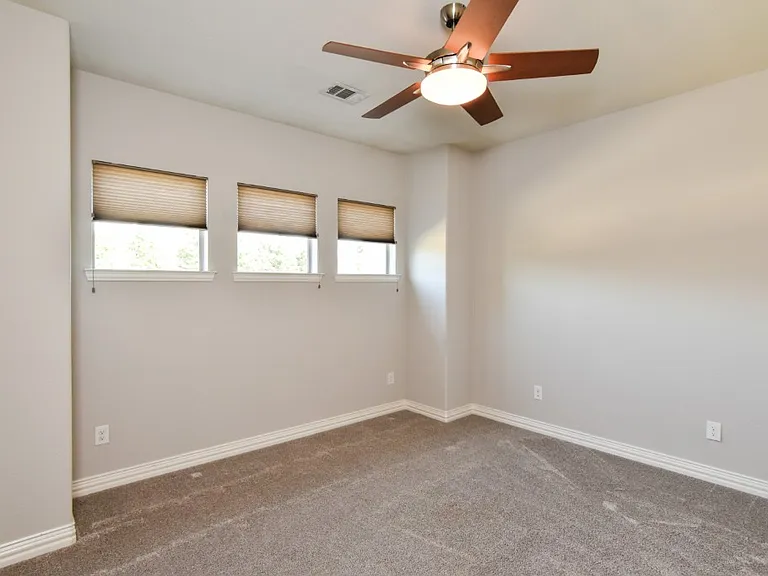 3128 Bloomfield Ct — Photo 22