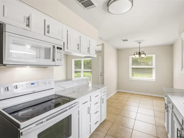 12607 Dakar Dr, Houston, TX 77065