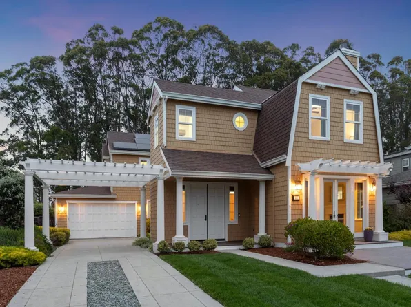 431 Seymour St, Half Moon Bay, CA 94019