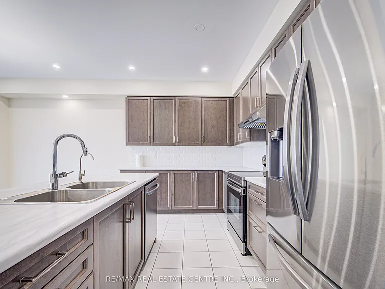 407 Dolman St — Photo 16