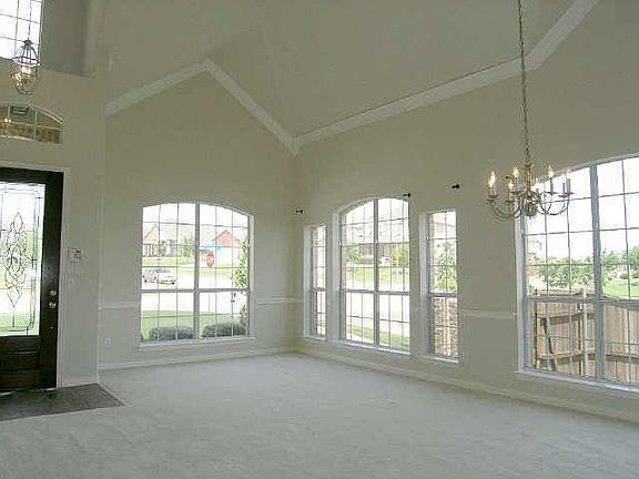 2nd image of 5804 Palomino Way