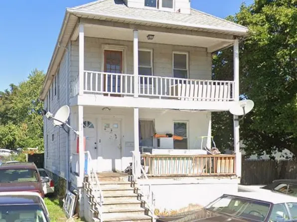 423 E 1st Ave APT 1, Roselle, NJ 07203