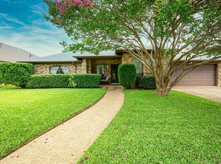 3601 McKamy Oaks Trl, Arlington, TX 76017