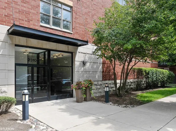 2310 W Saint Paul Ave APT 401, Chicago, IL 60647