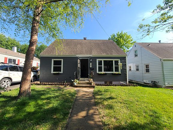 2nd image of 707 E Wood St
