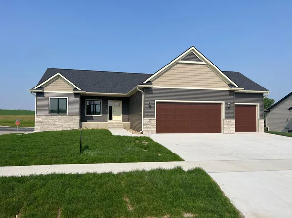 837 Grand Ridge Dr NE, Byron, MN 55920
