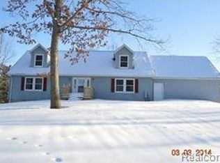 7775 W Coon Lake Rd, Howell, MI 48843